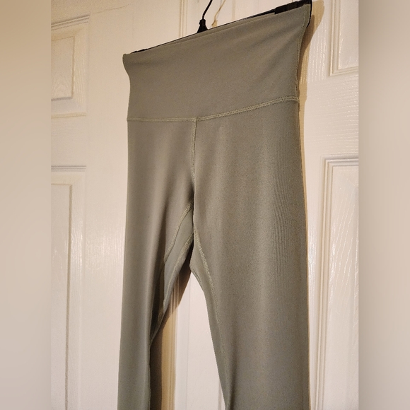 Lululemon Align Pant II *25" Sage Green 4 - Picture 8 of 12